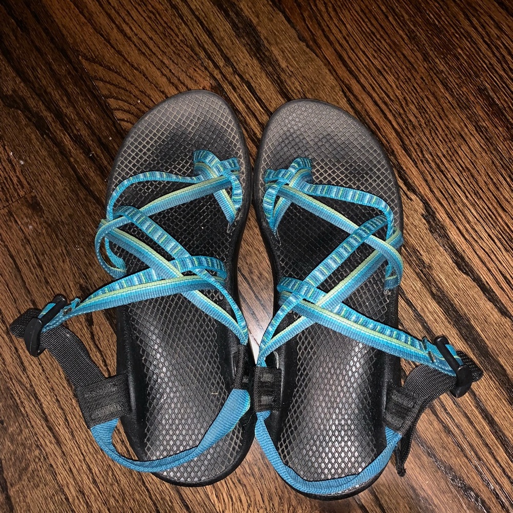 Women’s Blue Chacos